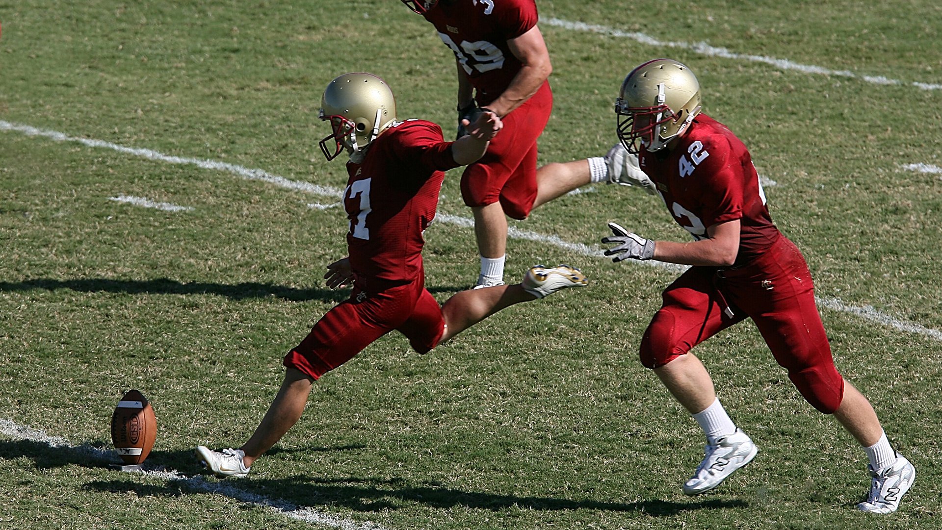 爱游戏-卡萨斯冲刺阶段技压群雄，卡萨斯弱什么